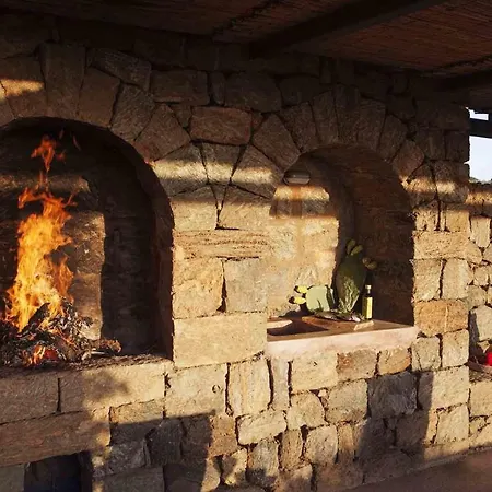 Tenuta Borgia Kır Evi *