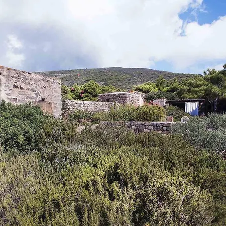 Country house Tenuta Borgia Scauri (Sicily)